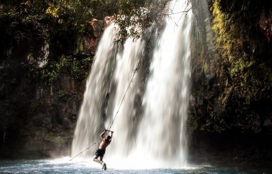 Hiking at Leon Waterfalls | L’Exil Waterfalls